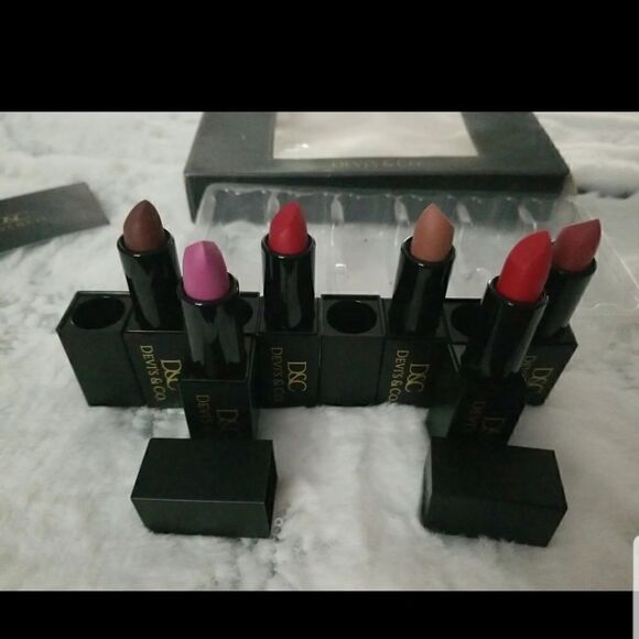 Devi's & Co- sophisticated long lasting vegan waterproof matte/nude 6pcs set new - Picture 13 of 15